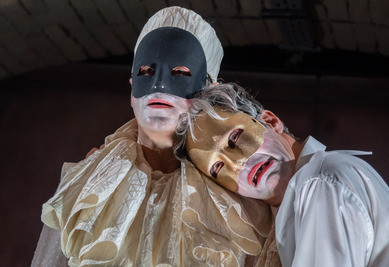 Az istenek éjszakája Az istenek éjszakája